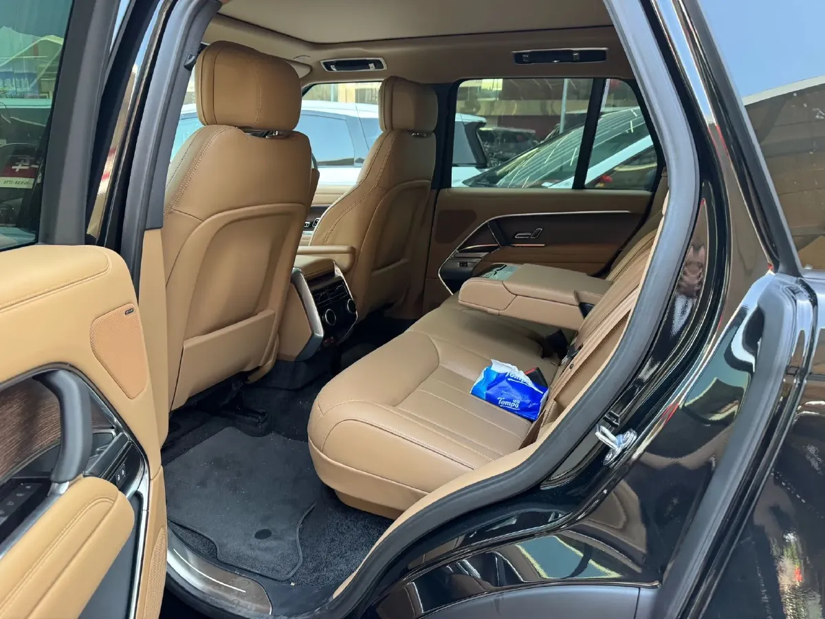 2024 Land Rover Range Rover 3.0T 400HP L6 8AT,autocango,china used car exporter,china ev exporter,chinese used car exporter,chinese used ev exporter