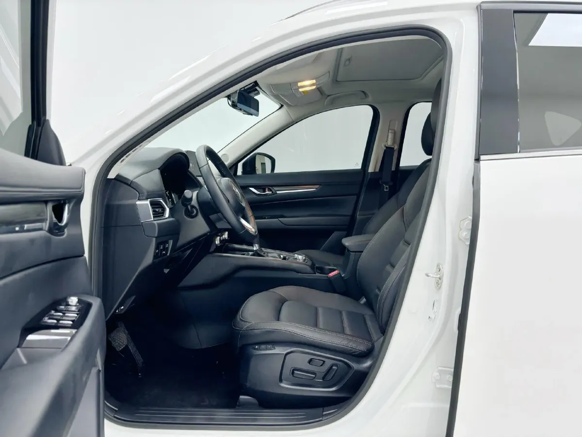 2022 MAXUS XinTu V90 2.0T 150HP L4 6AT,autocango,china used car exporter,china ev exporter,chinese used car exporter,chinese used ev exporter