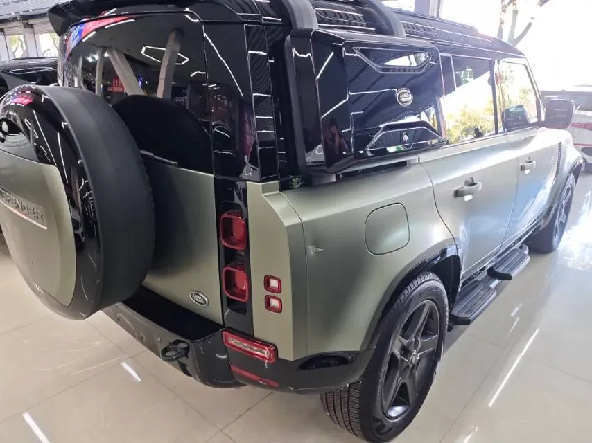 2024 Land Rover Defender 3.0T 400HP L6 8AT,autocango,china used car exporter,china ev exporter,chinese used car exporter,chinese used ev exporter