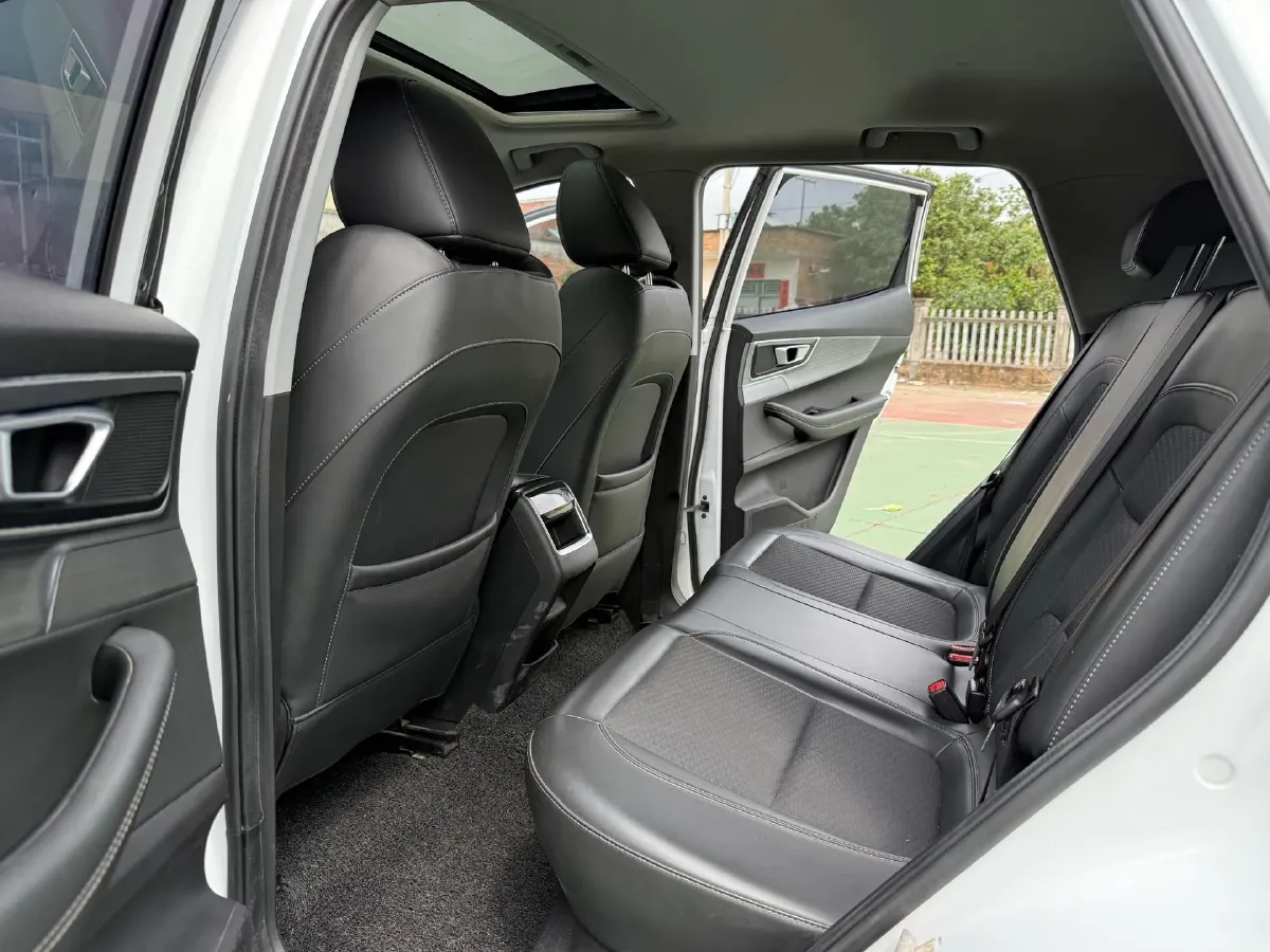 2021 Chery Tiggo 5x 1.5L 116HP L4 CVT,autocango,china used car exporter,china ev exporter,chinese used car exporter,chinese used ev exporter