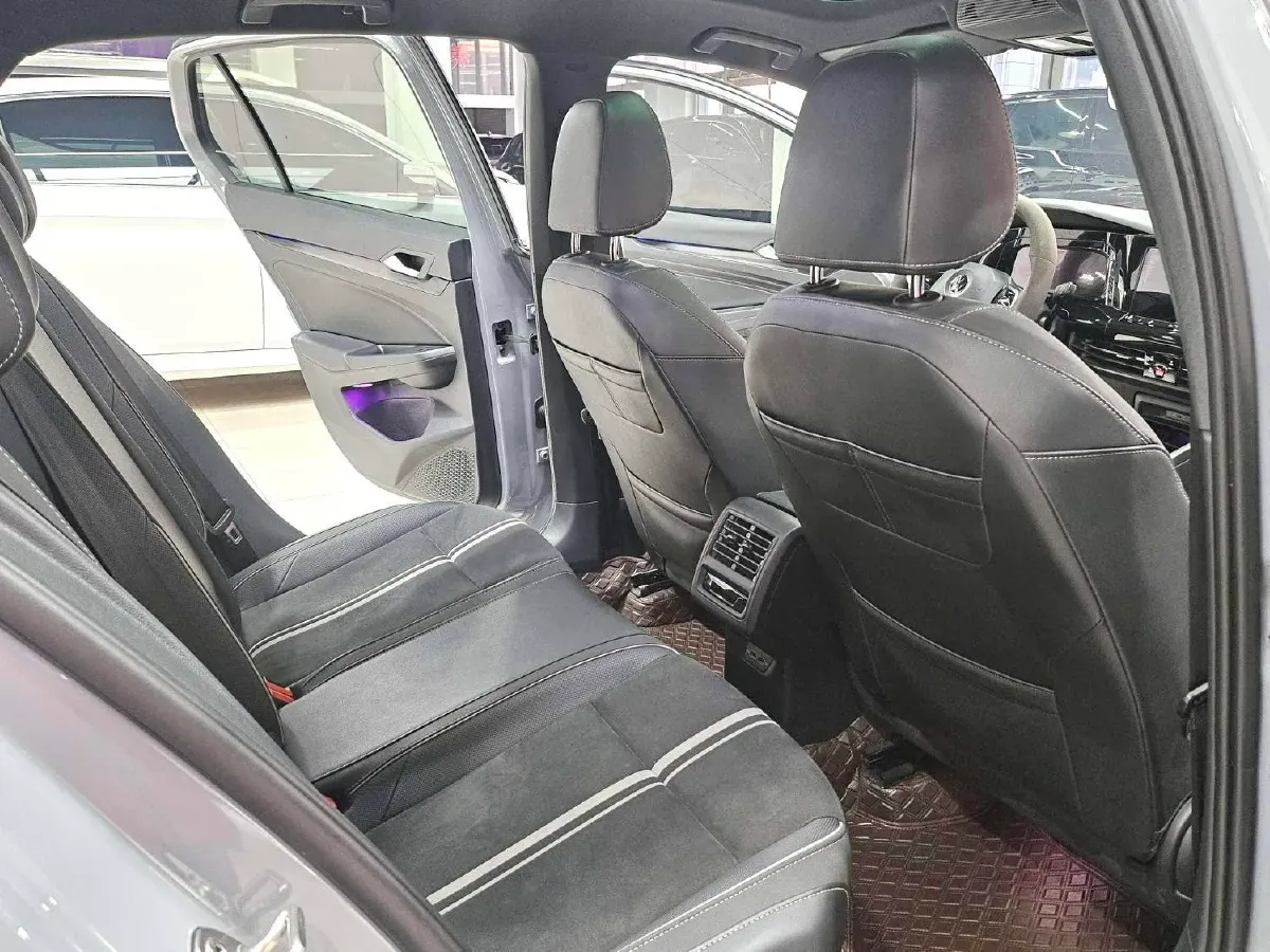 2021 Volkswagen Golf 1.4T 150HP L4 7DCT,autocango,china used car exporter,china ev exporter,chinese used car exporter,chinese used ev exporter