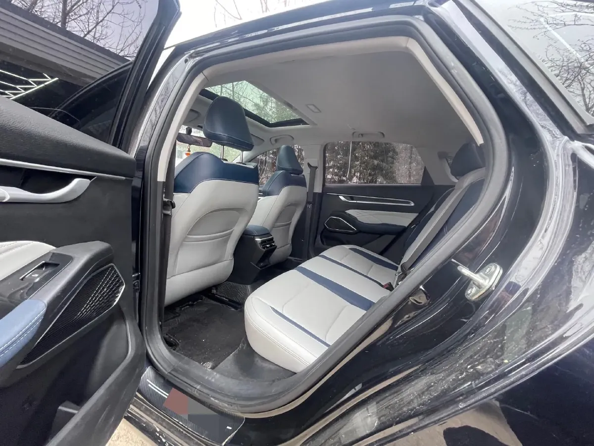 2022 Geely Emgrand 1.5L 114HP L4 CVT,autocango,china used car exporter,china ev exporter,chinese used car exporter,chinese used ev exporter