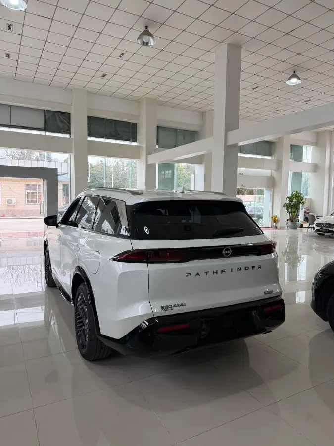2024 Nissan Pathfinder 2.0T 252HP L4 9AT,autocango,china used car exporter,china ev exporter,chinese used car exporter,chinese used ev exporter