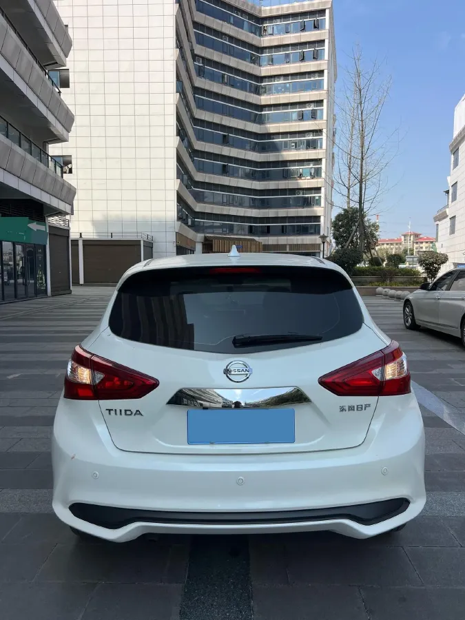 2024 Nissan Tiida 1.6L 122HP L4 CVT,autocango,china used car exporter,china ev exporter,chinese used car exporter,chinese used ev exporter