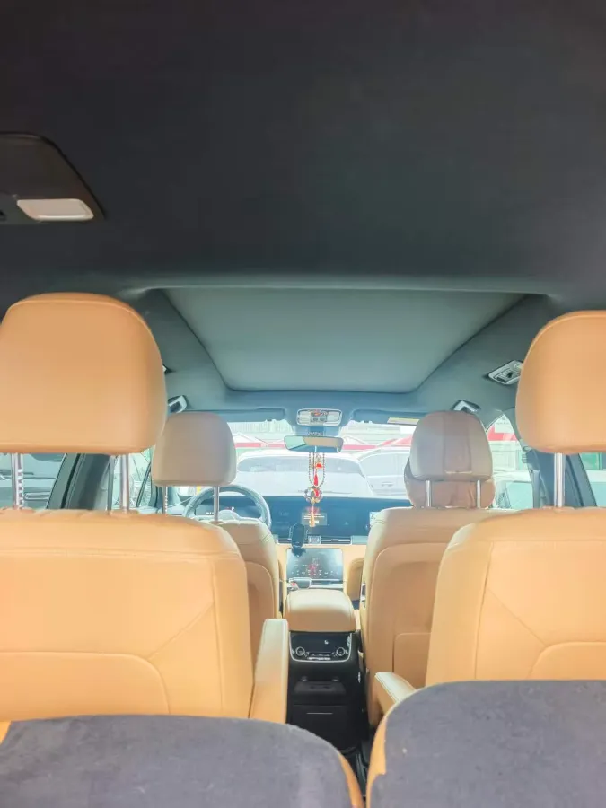 2020 Li ONE Range Extended 131HP REEV 40.5KWH,autocango,china used car exporter,china ev exporter,chinese used car exporter,chinese used ev exporter