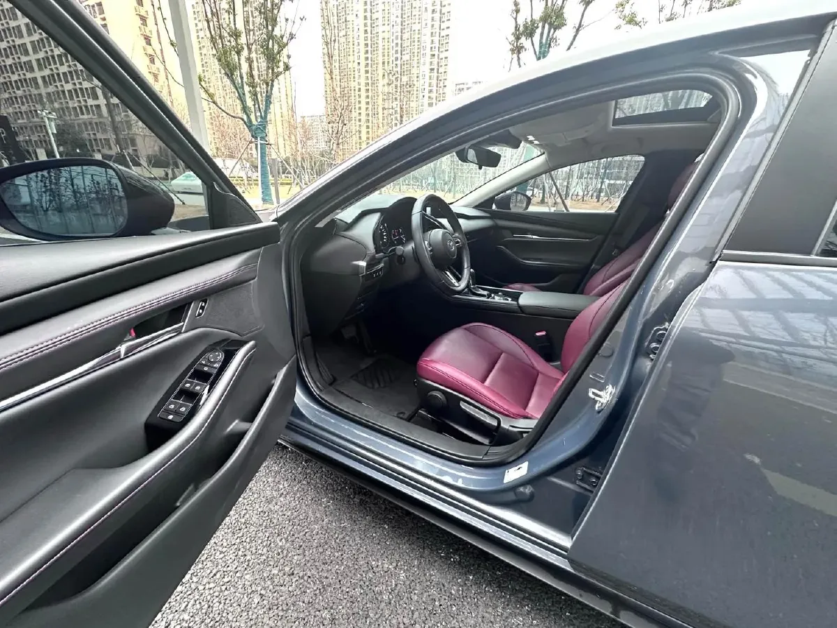 2022 Mazda 3 Axela 2.0L 158HP L4 6AT,autocango,china used car exporter,china ev exporter,chinese used car exporter,chinese used ev exporter