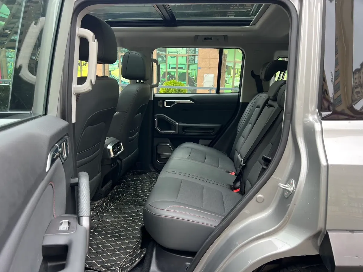 2024 Jetour ShanHai TravellerC-DM 1.5T 156HP L4 3DHT PHEV 26.7KWH,autocango,china used car exporter,china ev exporter,chinese used car exporter,chinese used ev exporter