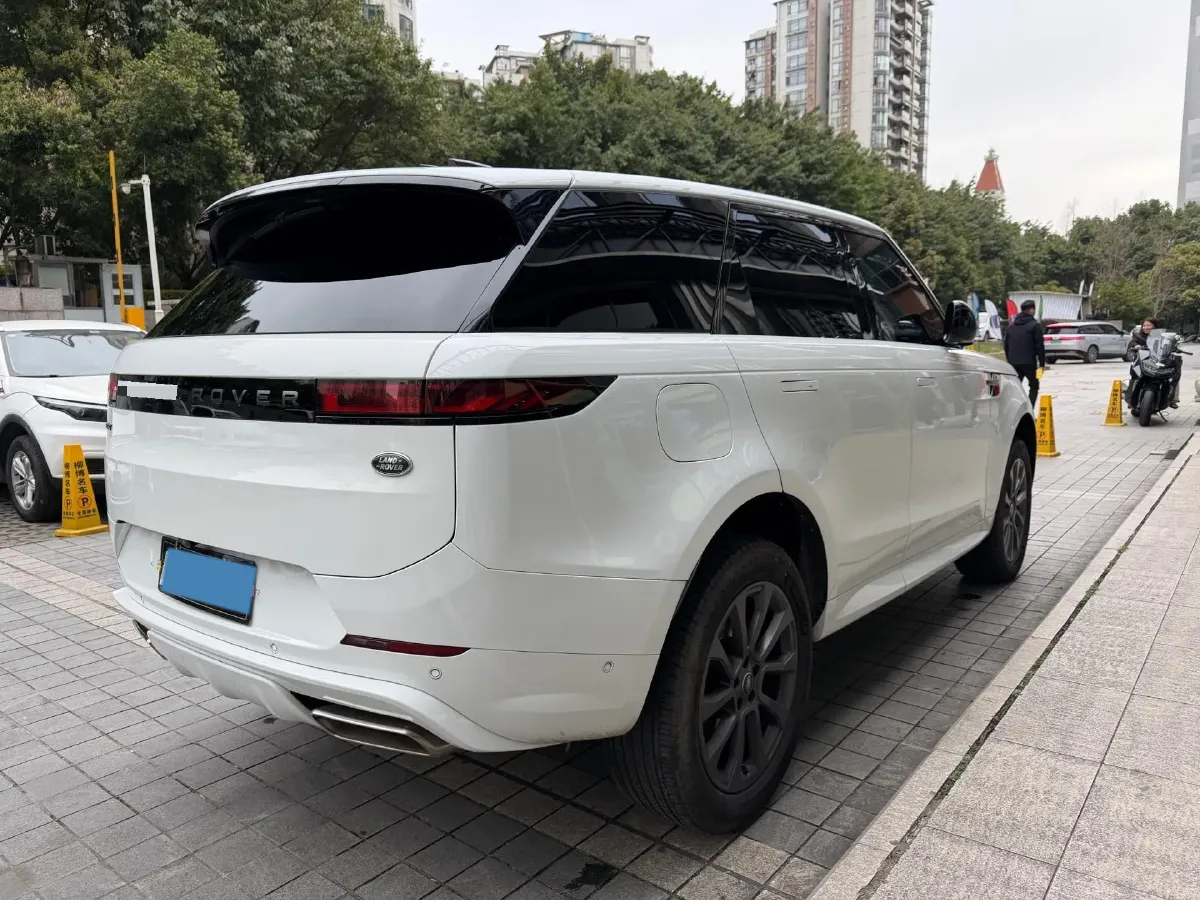 2024 Land Rover Range Rover Sport 3.0T 400HP L6 8AT,autocango,china used car exporter,china ev exporter,chinese used car exporter,chinese used ev exporter