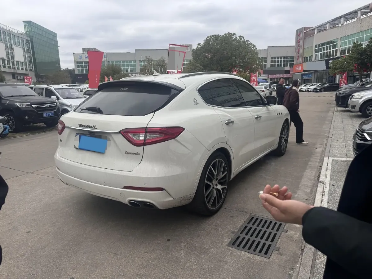 2018 Maserati Levante 3.0T 350HP V6 8AT,autocango,china used car exporter,china ev exporter,chinese used car exporter,chinese used ev exporter