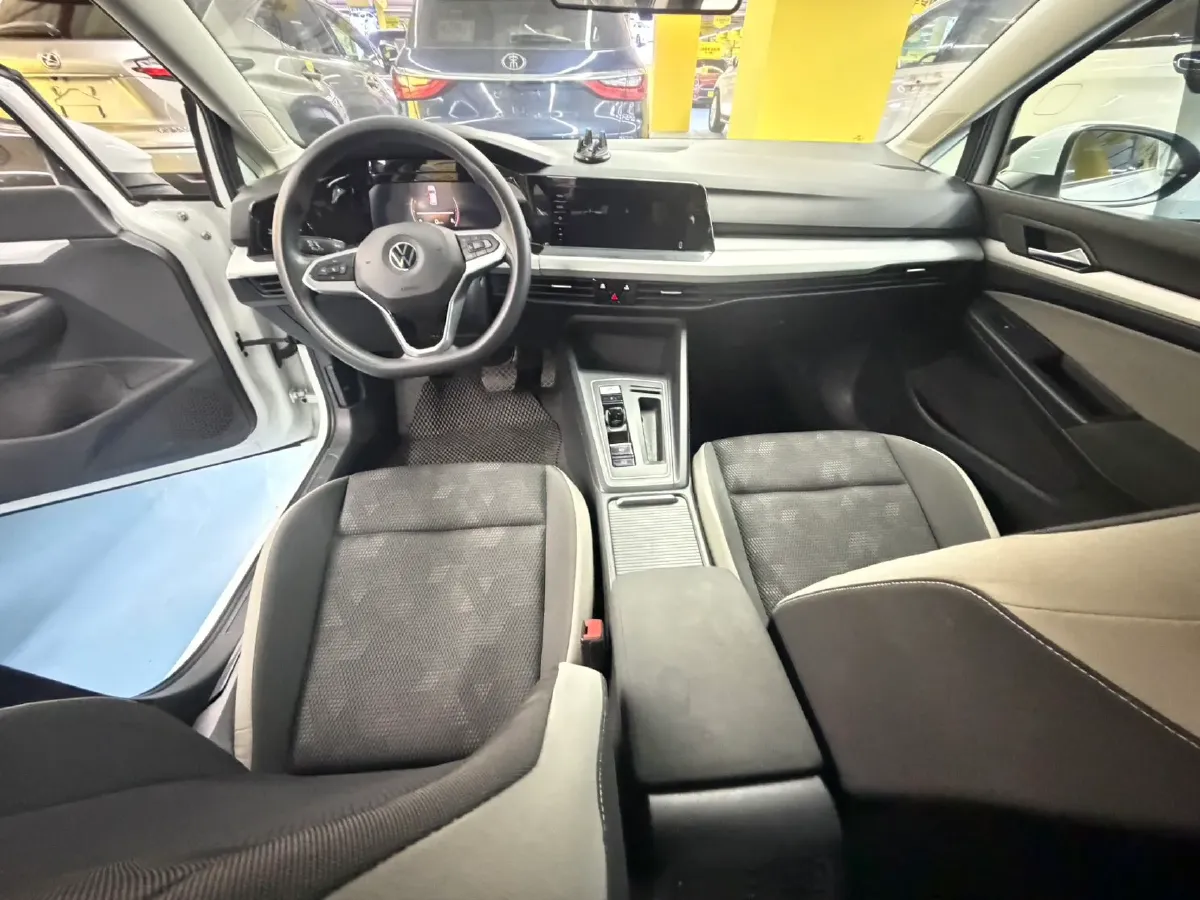 2021 Volkswagen Golf 1.2T 116HP L4 7DCT,autocango,china used car exporter,china ev exporter,chinese used car exporter,chinese used ev exporter