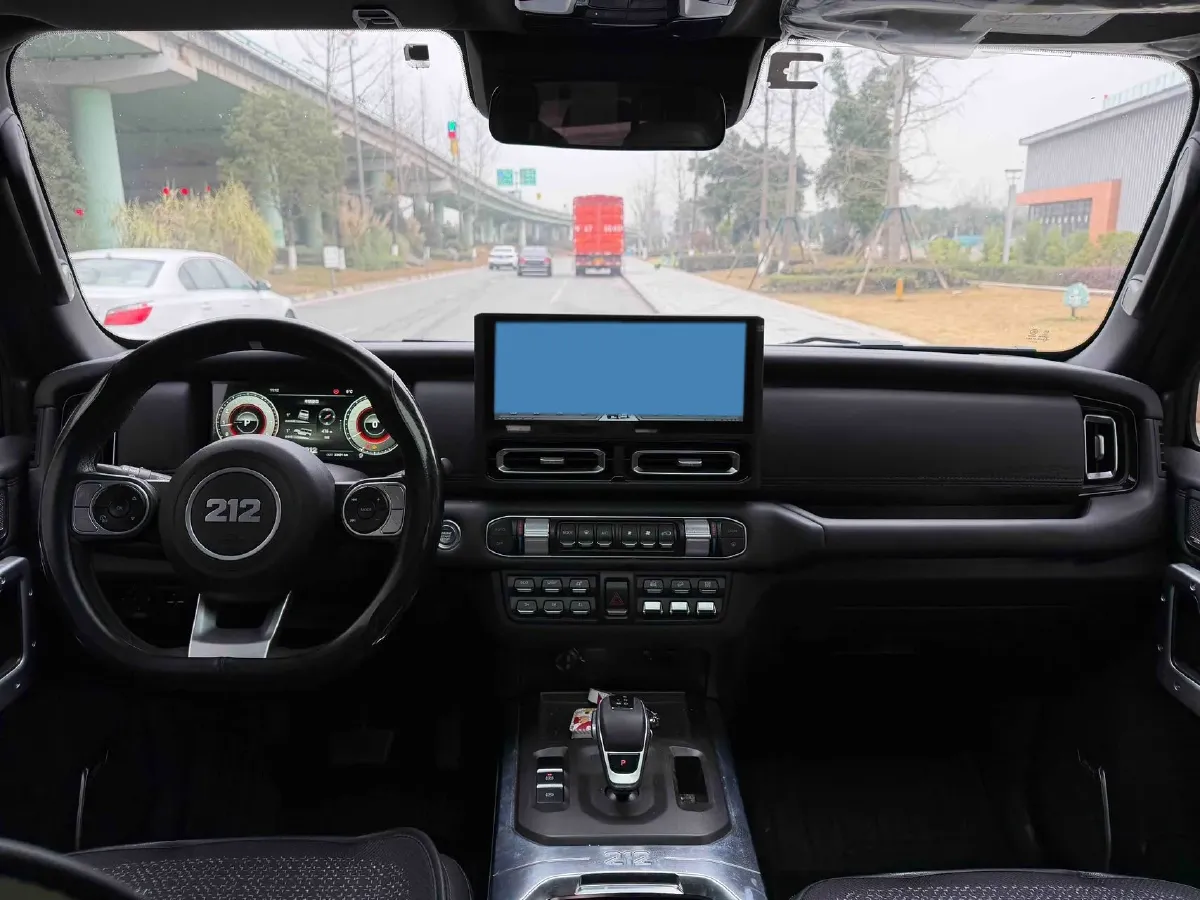 2024 212 212 T01 2.0T 252HP L4 8AT,autocango,china used car exporter,china ev exporter,chinese used car exporter,chinese used ev exporter