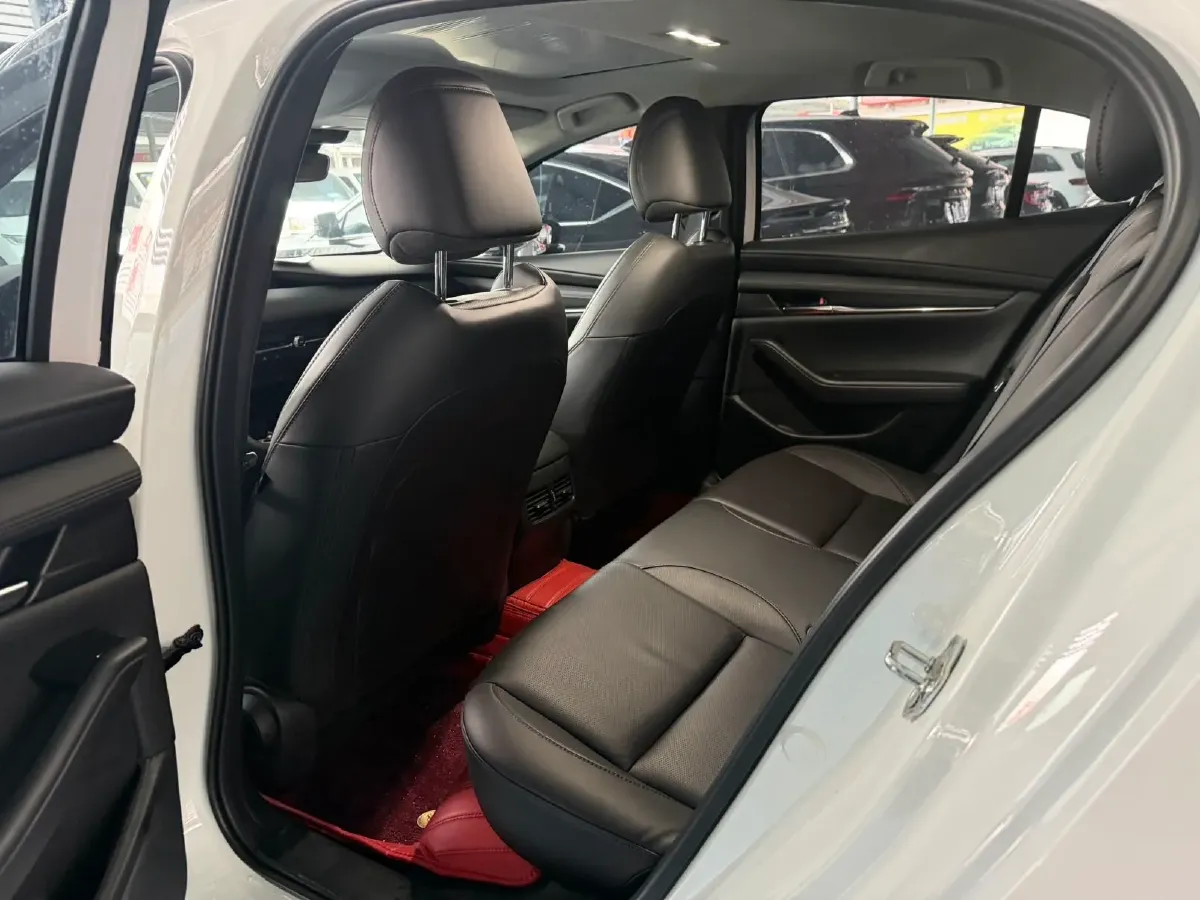 2025 Mazda 3 Axela 2.0L 158HP L4 6AT,autocango,china used car exporter,china ev exporter,chinese used car exporter,chinese used ev exporter