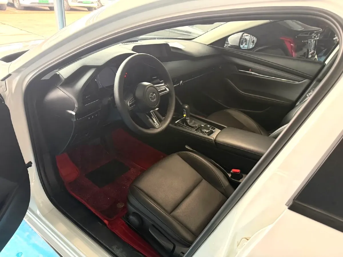 2025 Mazda 3 Axela 2.0L 158HP L4 6AT,autocango,china used car exporter,china ev exporter,chinese used car exporter,chinese used ev exporter