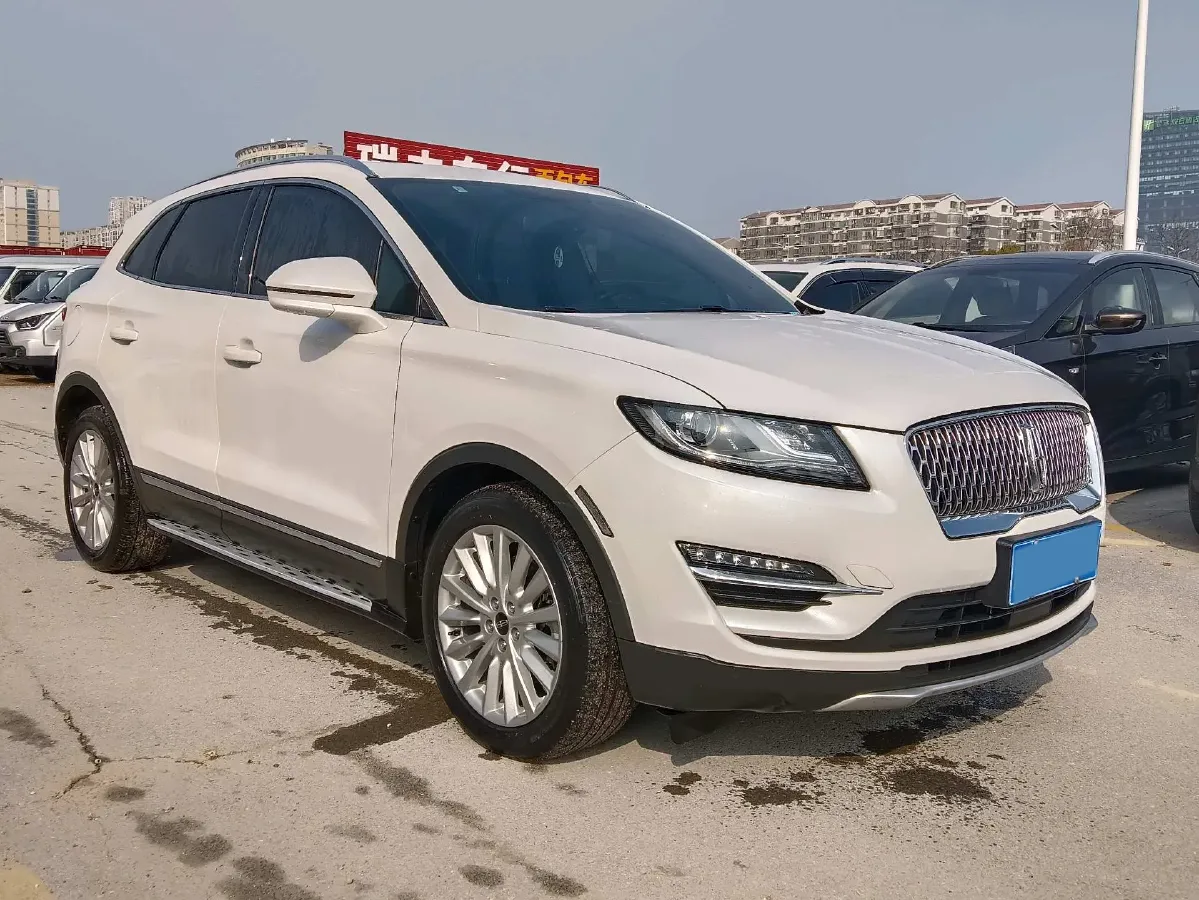 2019 Lincoln MKC 2.0T 203HP L4 6AT,autocango,china used car exporter,china ev exporter,chinese used car exporter,chinese used ev exporter