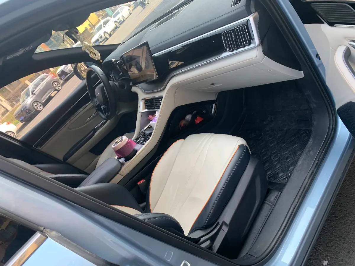 2022 Hyundai Tucson 2.0L 150HP L4 6AT Hybrid,autocango,china used car exporter,china ev exporter,chinese used car exporter,chinese used ev exporter