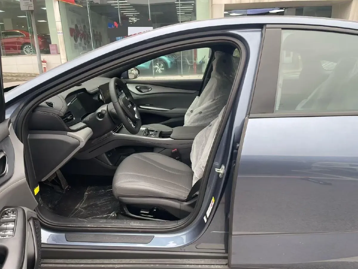 2025 BYD Seal07 DM-i 1.5L 101HP L4 E-CVT PHEV 17.6KWH,autocango,china used car exporter,china ev exporter,chinese used car exporter,chinese used ev exporter