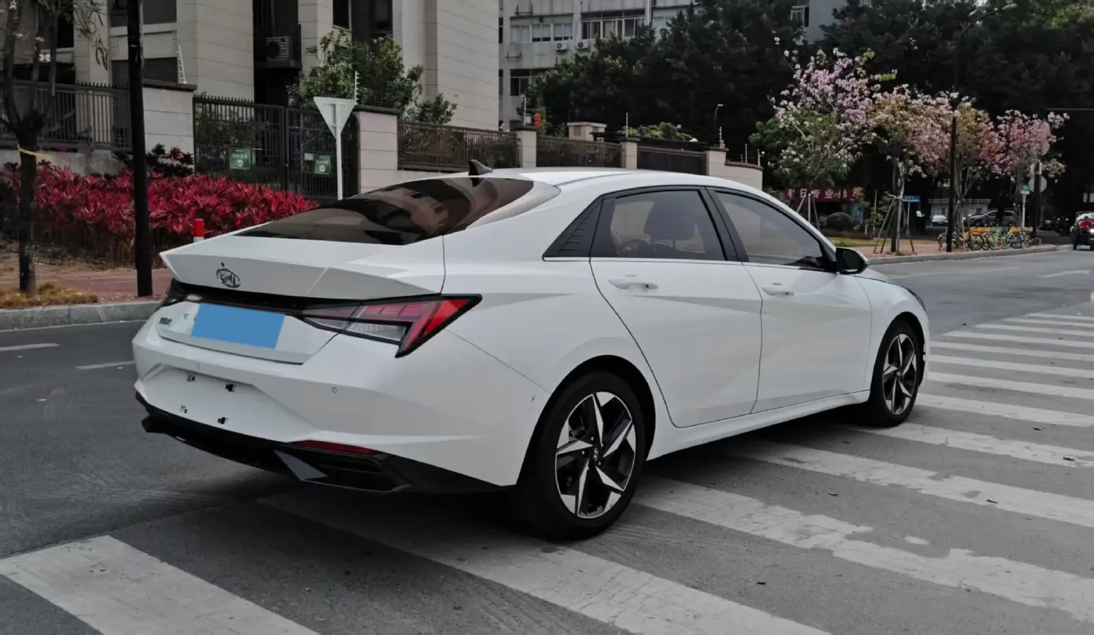 2021 Hyundai Elantra 1.5L 115HP L4 CVT,autocango,china used car exporter,china ev exporter,chinese used car exporter,chinese used ev exporter