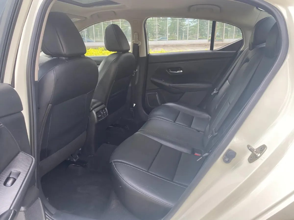 2021 Nissan Sylphy 1.6L 135HP L4 CVT,autocango,china used car exporter,china ev exporter,chinese used car exporter,chinese used ev exporter