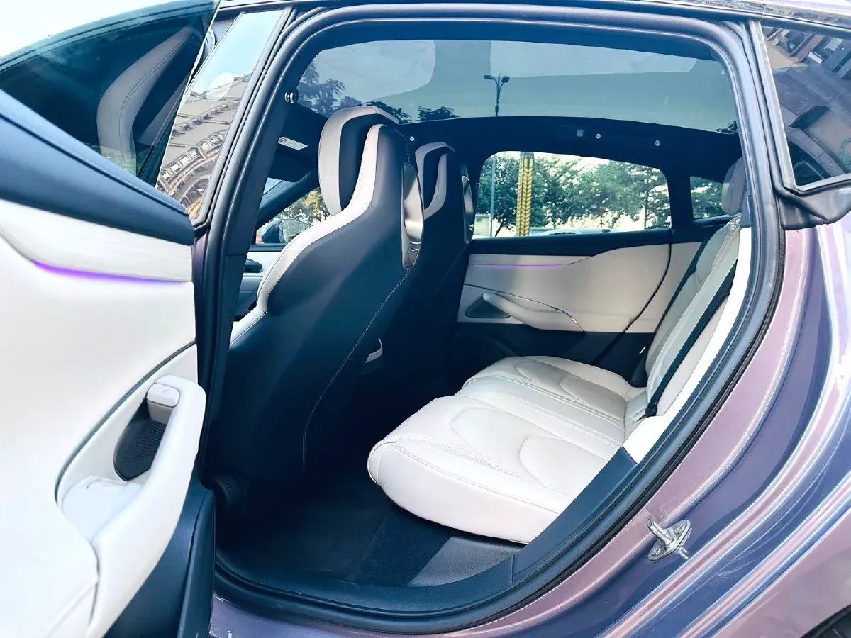 2024 MI SU7 BEV 101KWH,autocango,china used car exporter,china ev exporter,chinese used car exporter,chinese used ev exporter