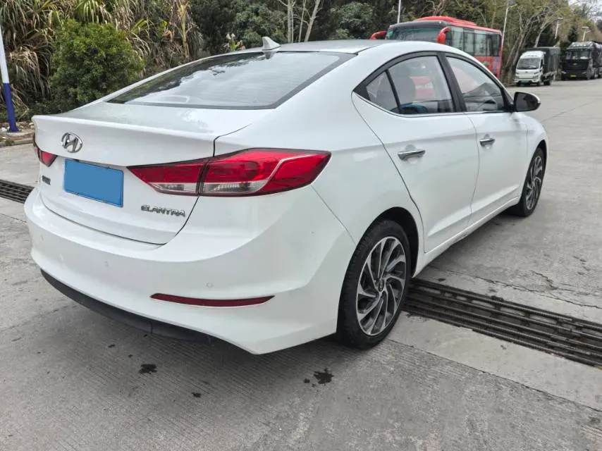 2019 Hyundai Elantra 1.5L 115HP L4 CVT,autocango,china used car exporter,china ev exporter,chinese used car exporter,chinese used ev exporter