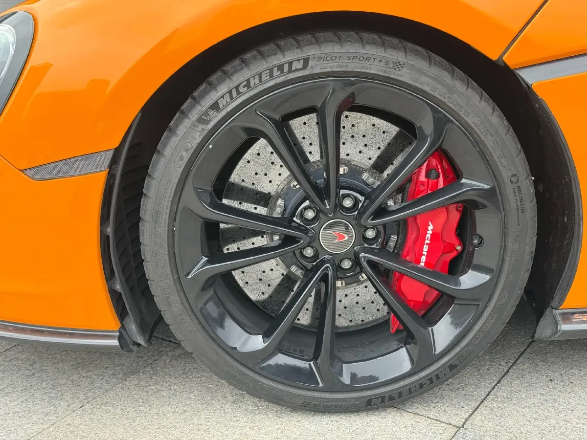 2019 McLaren 570 3.8T 570HP V8 7DCT,autocango,china used car exporter,china ev exporter,chinese used car exporter,chinese used ev exporter