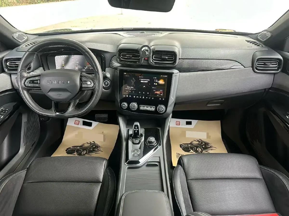 2022 LYNK&CO 02 Hatchback 2.0T 190HP L4 7DCT,autocango,china used car exporter,china ev exporter,chinese used car exporter,chinese used ev exporter