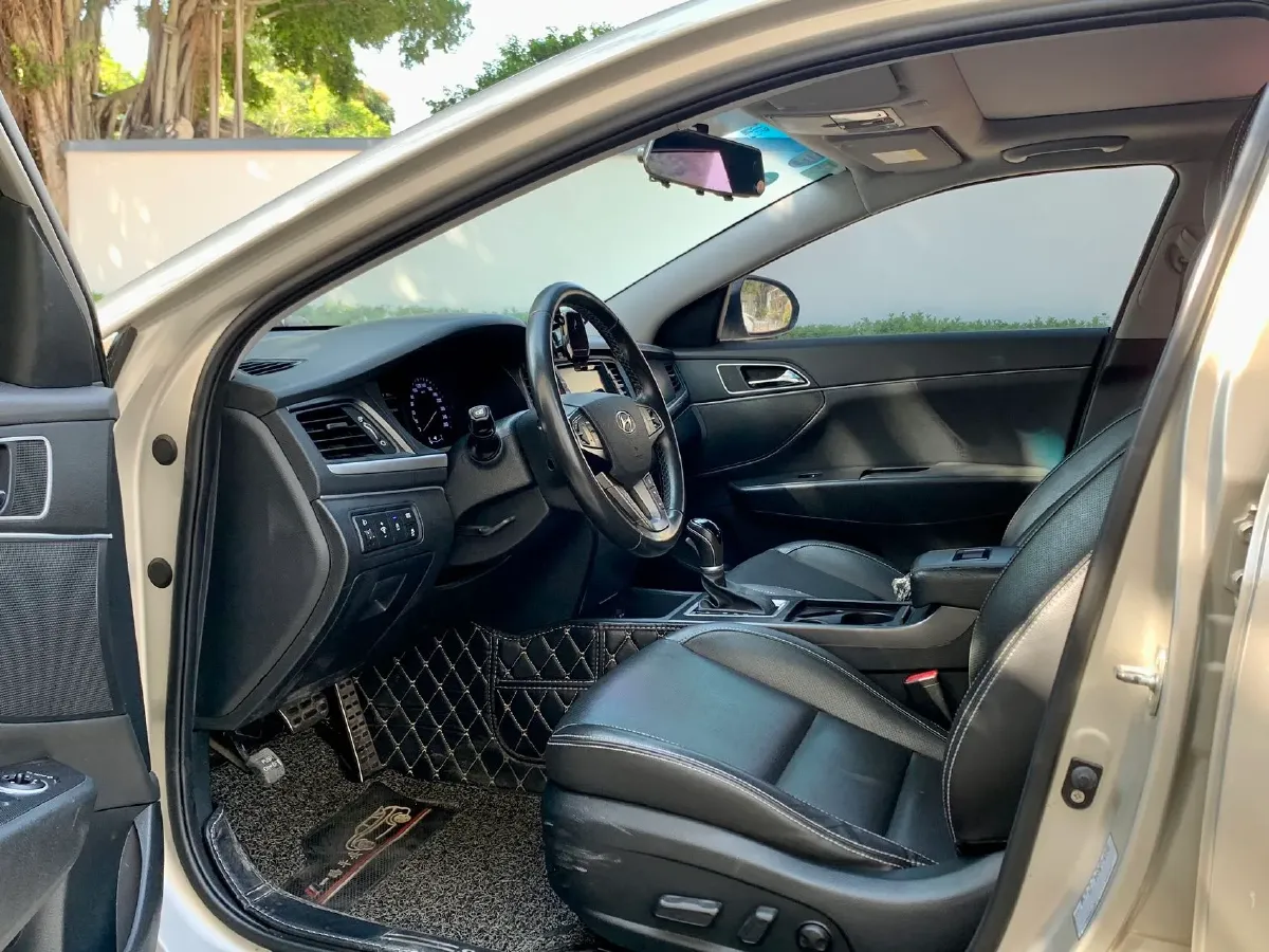 2017 Hyundai Mistra 1.6T 175HP L4 7DCT,autocango,china used car exporter,china ev exporter,chinese used car exporter,chinese used ev exporter