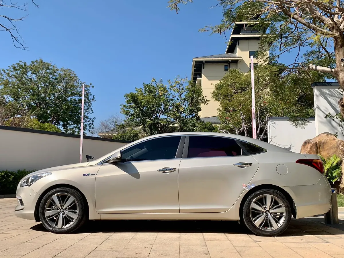 2017 Hyundai Mistra 1.6T 175HP L4 7DCT,autocango,china used car exporter,china ev exporter,chinese used car exporter,chinese used ev exporter