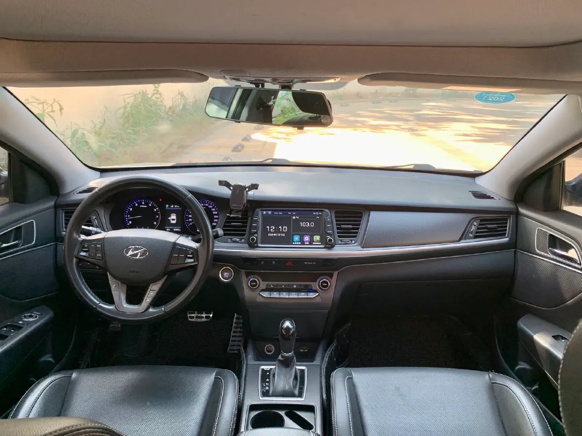 2017 Hyundai Mistra 1.6T 175HP L4 7DCT,autocango,china used car exporter,china ev exporter,chinese used car exporter,chinese used ev exporter