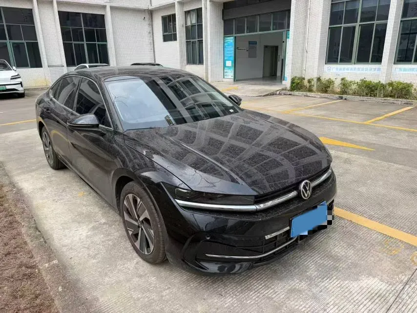 2024 Volkswagen Magotan 1.5T 160HP L4 7DCT,autocango,china used car exporter,china ev exporter,chinese used car exporter,chinese used ev exporter