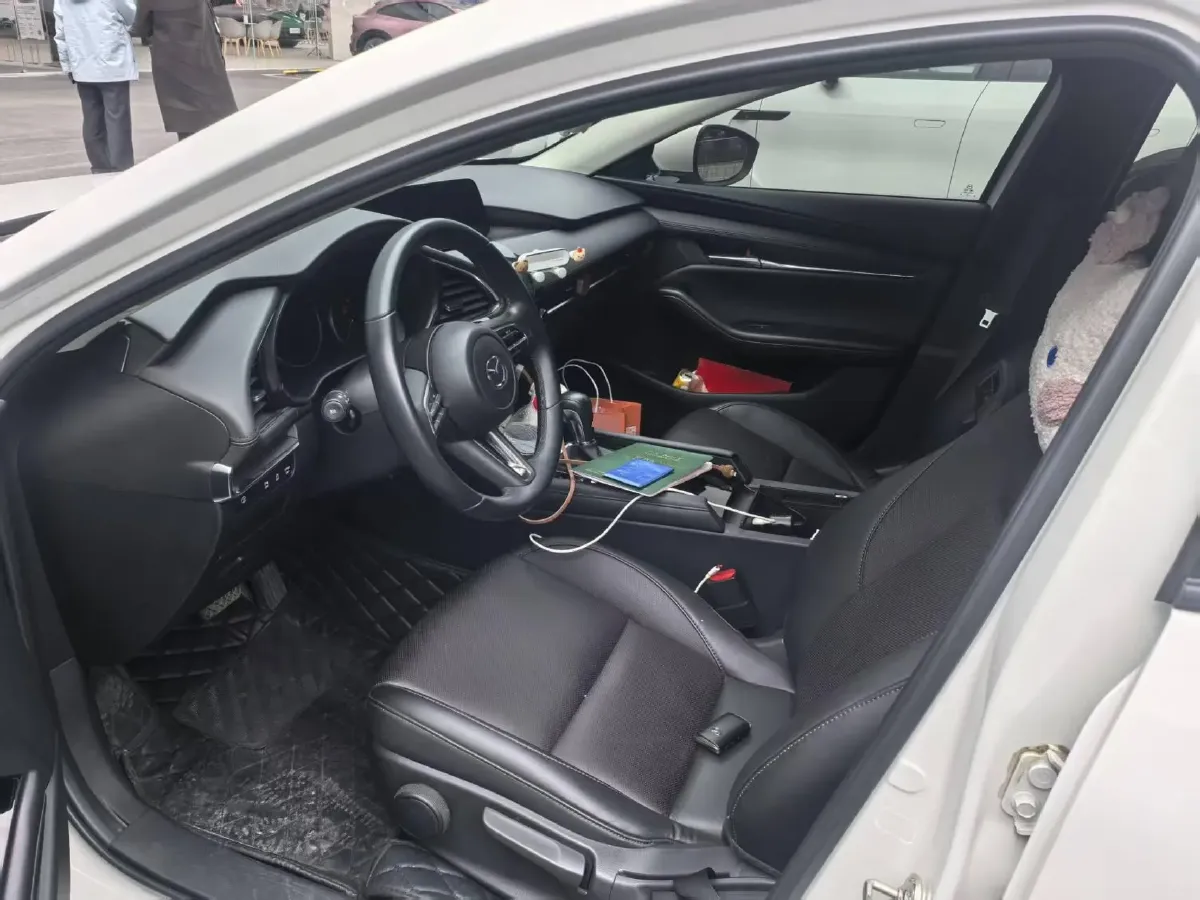 2023 Mazda 3 Axela 2.0L 158HP L4 6AT,autocango,china used car exporter,china ev exporter,chinese used car exporter,chinese used ev exporter