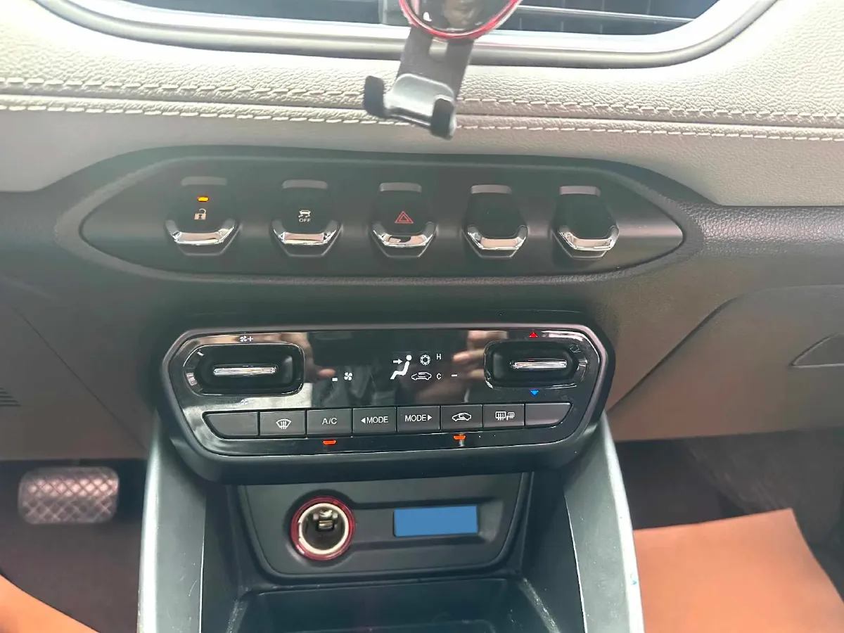 2017 BaoJun 510 1.5L 112HP L4 6MT,autocango,china used car exporter,china ev exporter,chinese used car exporter,chinese used ev exporter