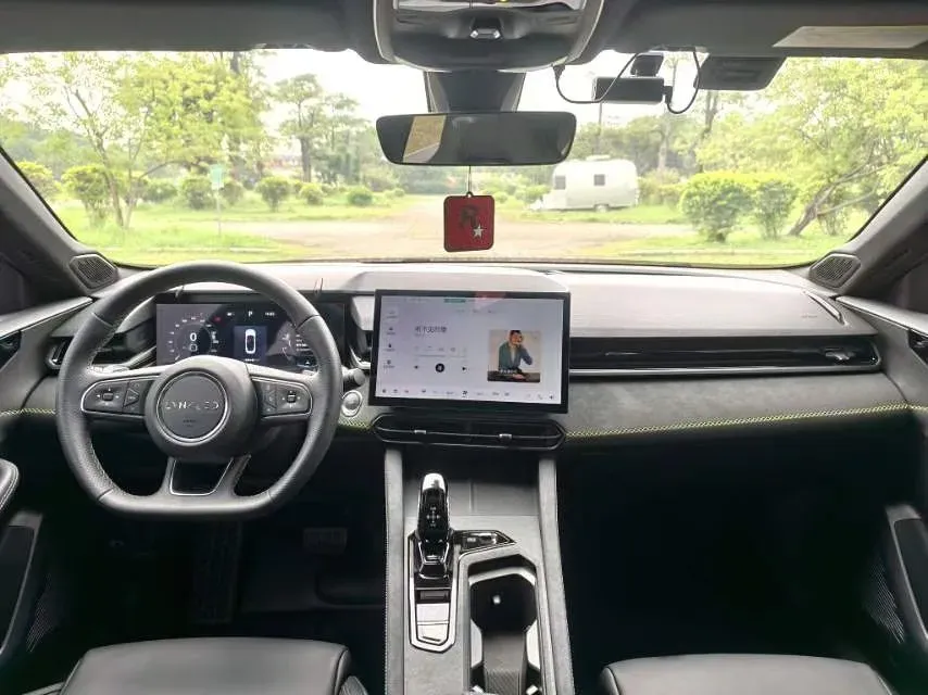 2023 Haval H5 2.0T 224HP L4 8AT,autocango,china used car exporter,china ev exporter,chinese used car exporter,chinese used ev exporter