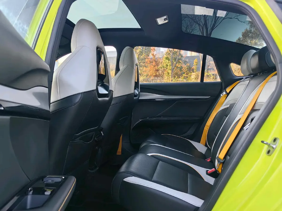 2022 MG 5 Scorpio 1.5T 181HP L4 7DCT,autocango,china used car exporter,china ev exporter,chinese used car exporter,chinese used ev exporter