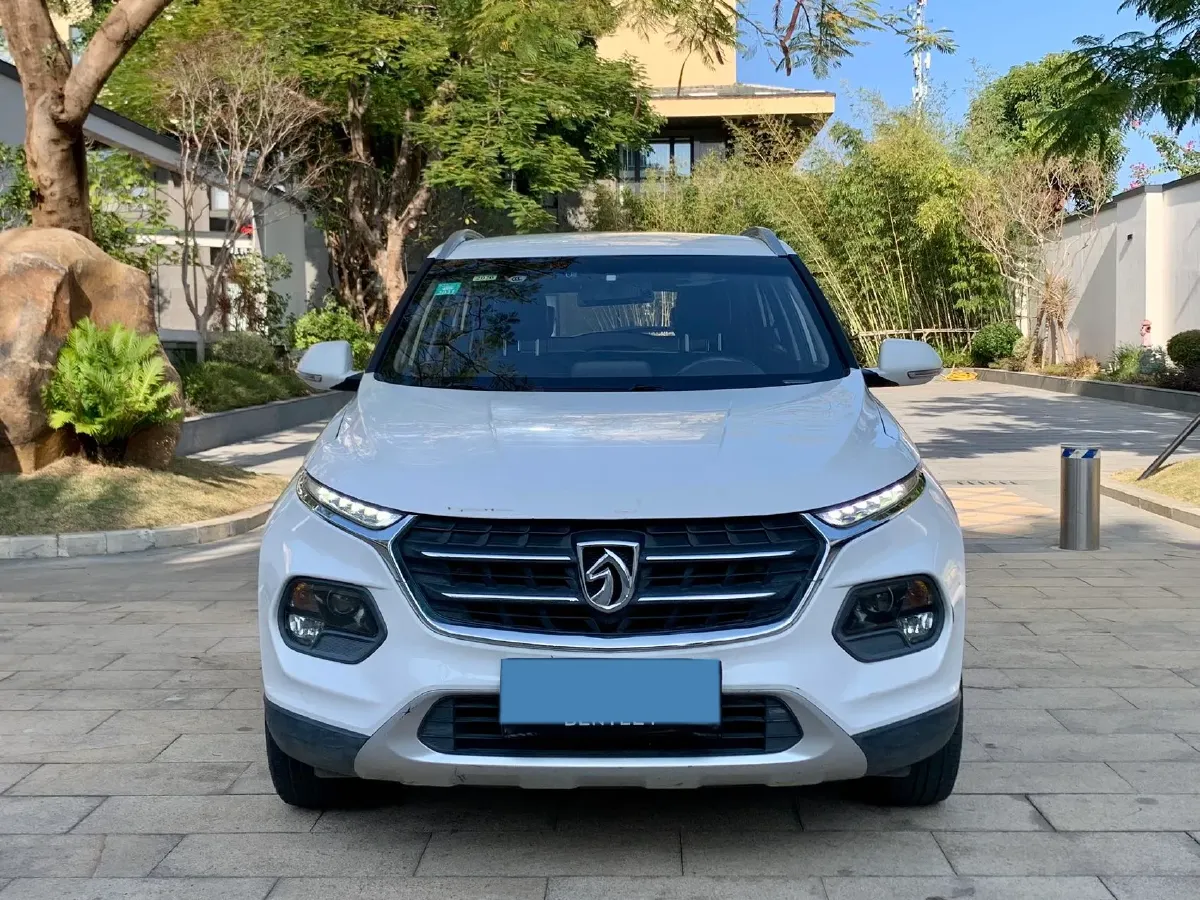 2017 HaiMa S5 Young Edition 1.6L 122HP L4 5MT,autocango,china used car exporter,china ev exporter,chinese used car exporter,chinese used ev exporter