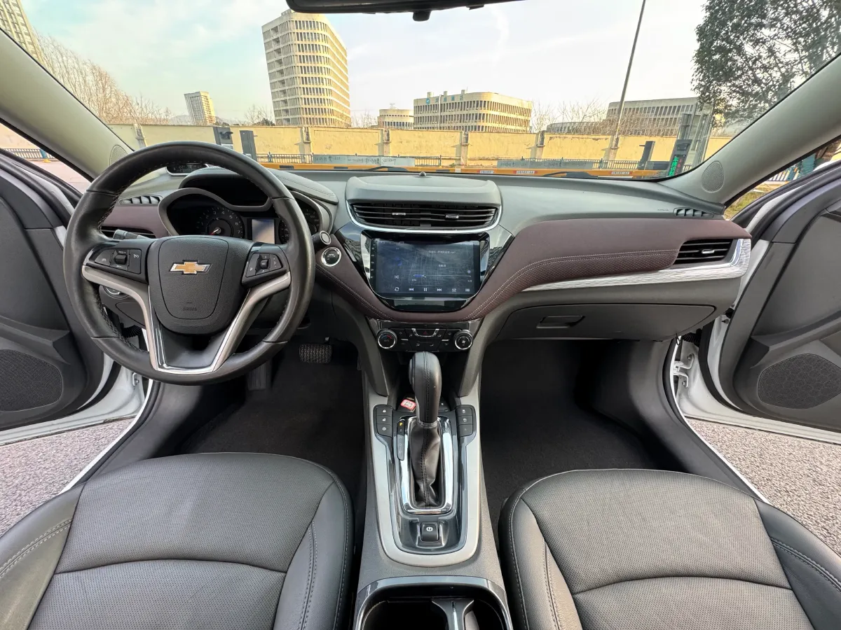 2018 Chevrolet Malibu 1.5T 170HP L4 6AT,autocango,china used car exporter,china ev exporter,chinese used car exporter,chinese used ev exporter