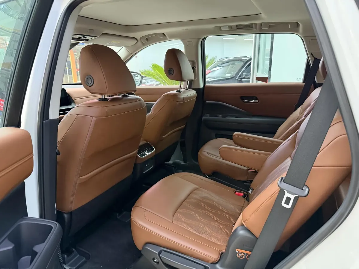 2024 Nissan Pathfinder 2.0T 252HP L4 9AT,autocango,china used car exporter,china ev exporter,chinese used car exporter,chinese used ev exporter