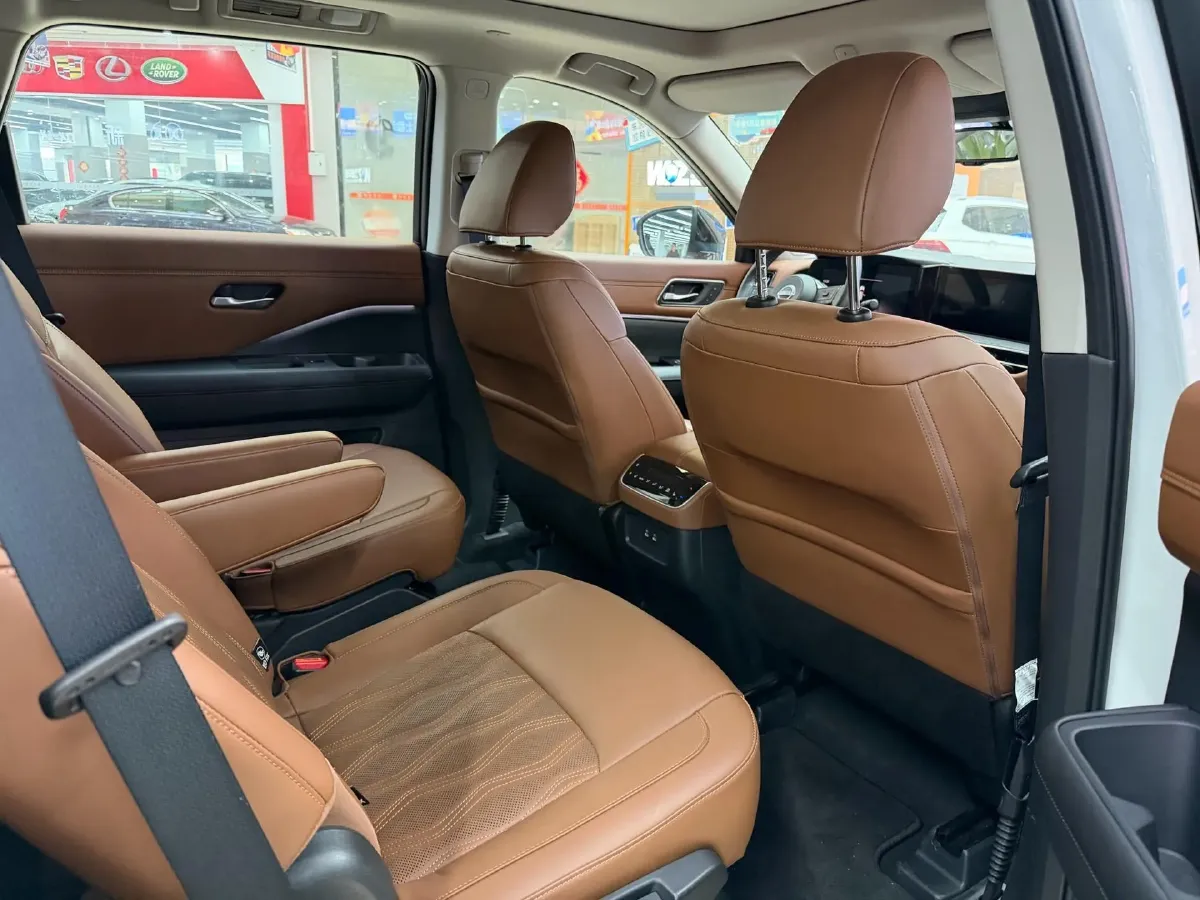 2024 Nissan Pathfinder 2.0T 252HP L4 9AT,autocango,china used car exporter,china ev exporter,chinese used car exporter,chinese used ev exporter