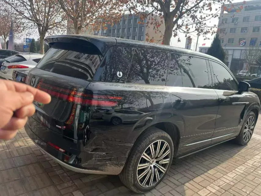 2025 Denza DenzaN9 2.0T 207HP L4 E-CVT PHEV,autocango,china used car exporter,china ev exporter,chinese used car exporter,chinese used ev exporter