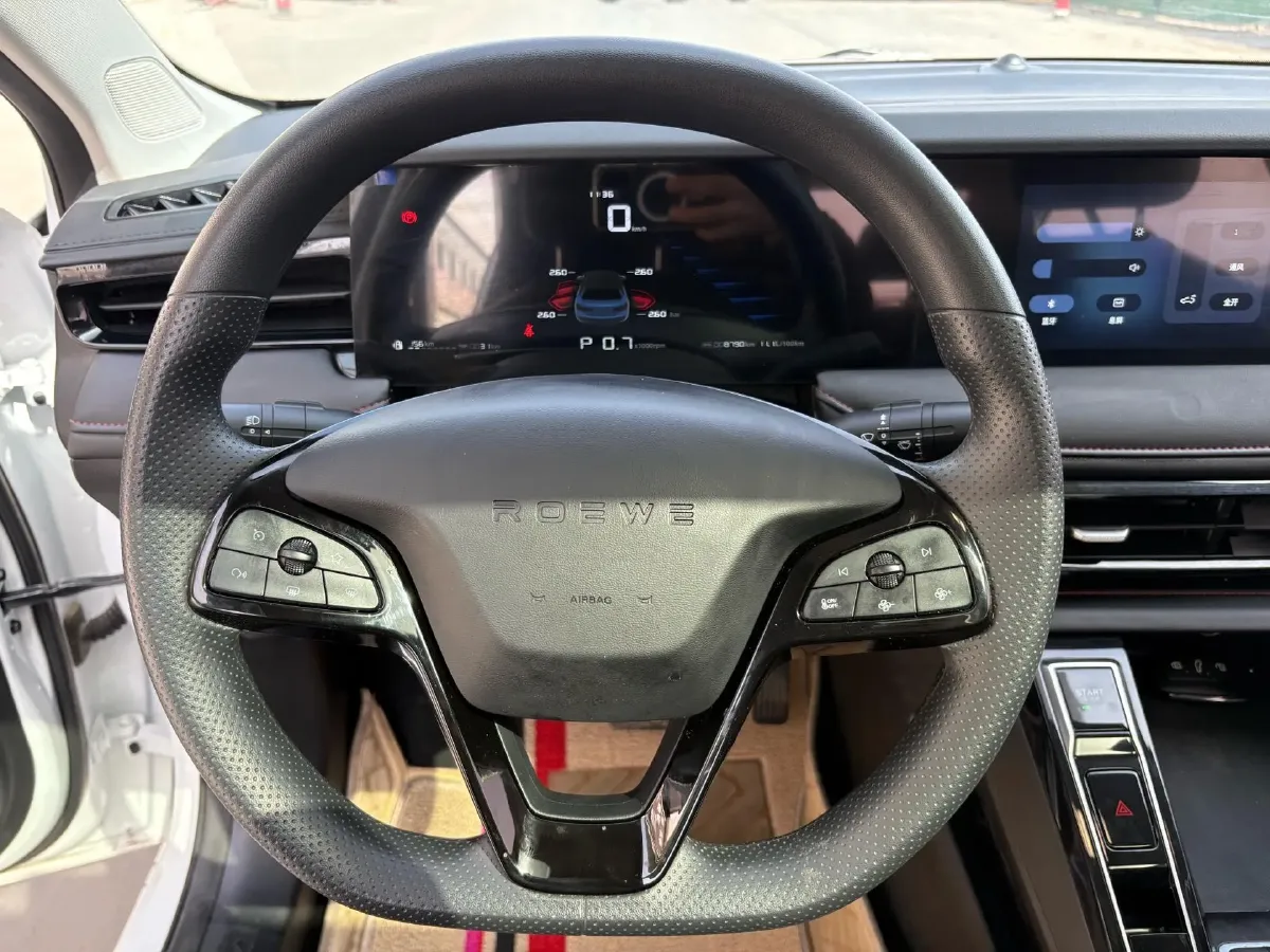 2024 Roewe i5 1.5L 129HP L4 CVT,autocango,china used car exporter,china ev exporter,chinese used car exporter,chinese used ev exporter