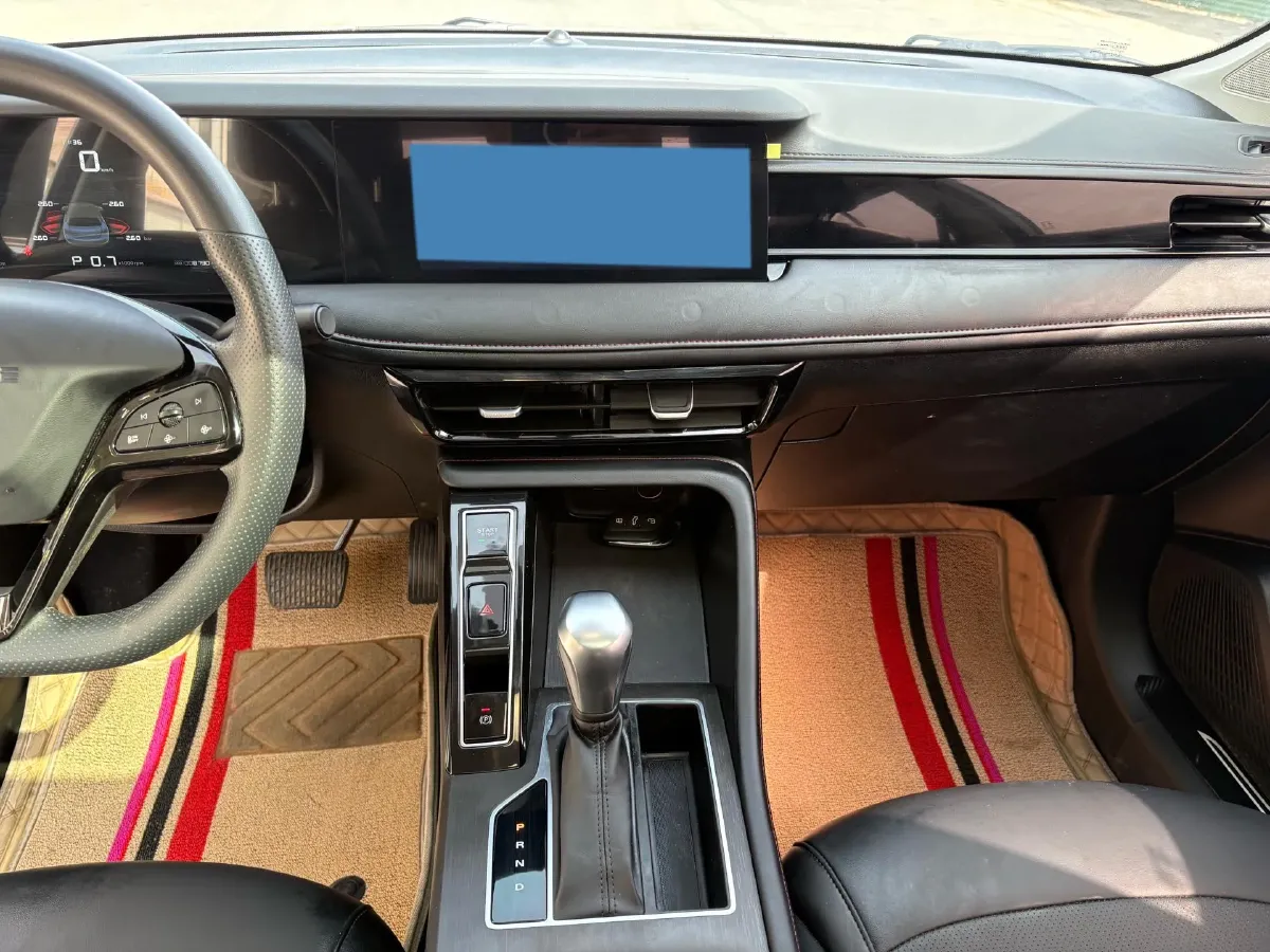 2024 Roewe i5 1.5L 129HP L4 CVT,autocango,china used car exporter,china ev exporter,chinese used car exporter,chinese used ev exporter