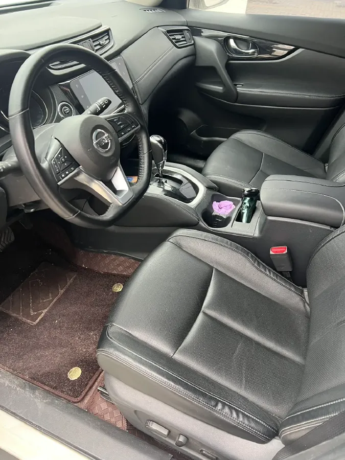 2023 Nissan X-Trail 2.0L 151HP L4 CVT,autocango,china used car exporter,china ev exporter,chinese used car exporter,chinese used ev exporter