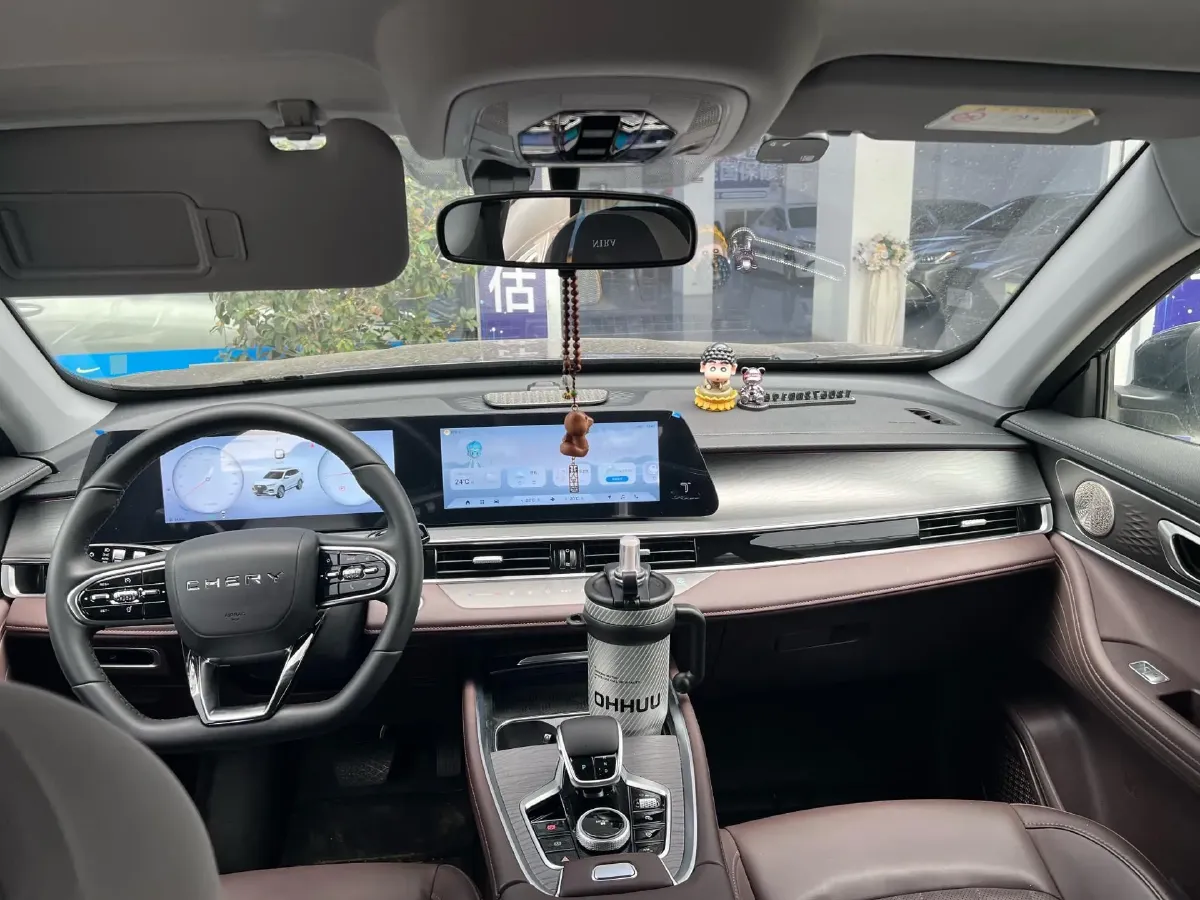 2024 Chery Tiggo 8 Plus 1.6T 197HP L4 7DCT,autocango,china used car exporter,china ev exporter,chinese used car exporter,chinese used ev exporter