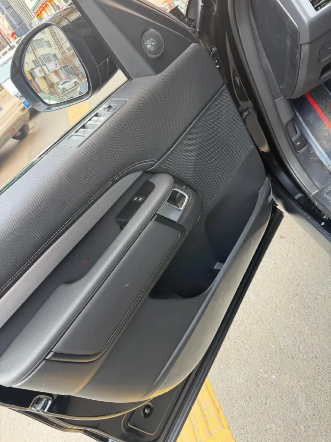 2021 Land Rover Discovery 3.0T 360HP L6 8AT,autocango,china used car exporter,china ev exporter,chinese used car exporter,chinese used ev exporter