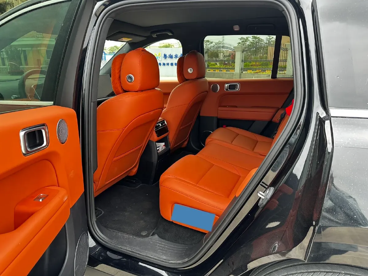 2025 Li L6 Range Extended 154HP L4 REEV,autocango,china used car exporter,china ev exporter,chinese used car exporter,chinese used ev exporter