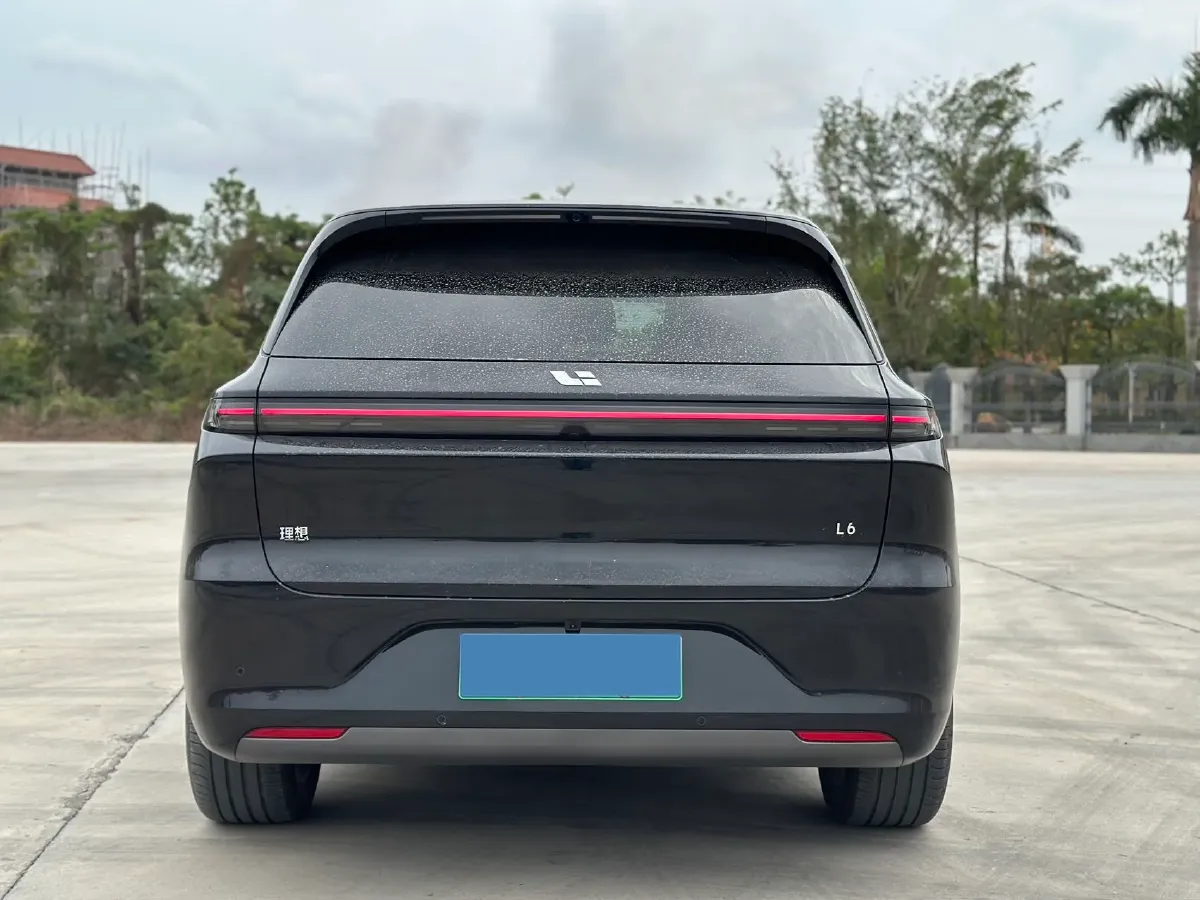 2025 Li L6 Range Extended 154HP L4 REEV,autocango,china used car exporter,china ev exporter,chinese used car exporter,chinese used ev exporter