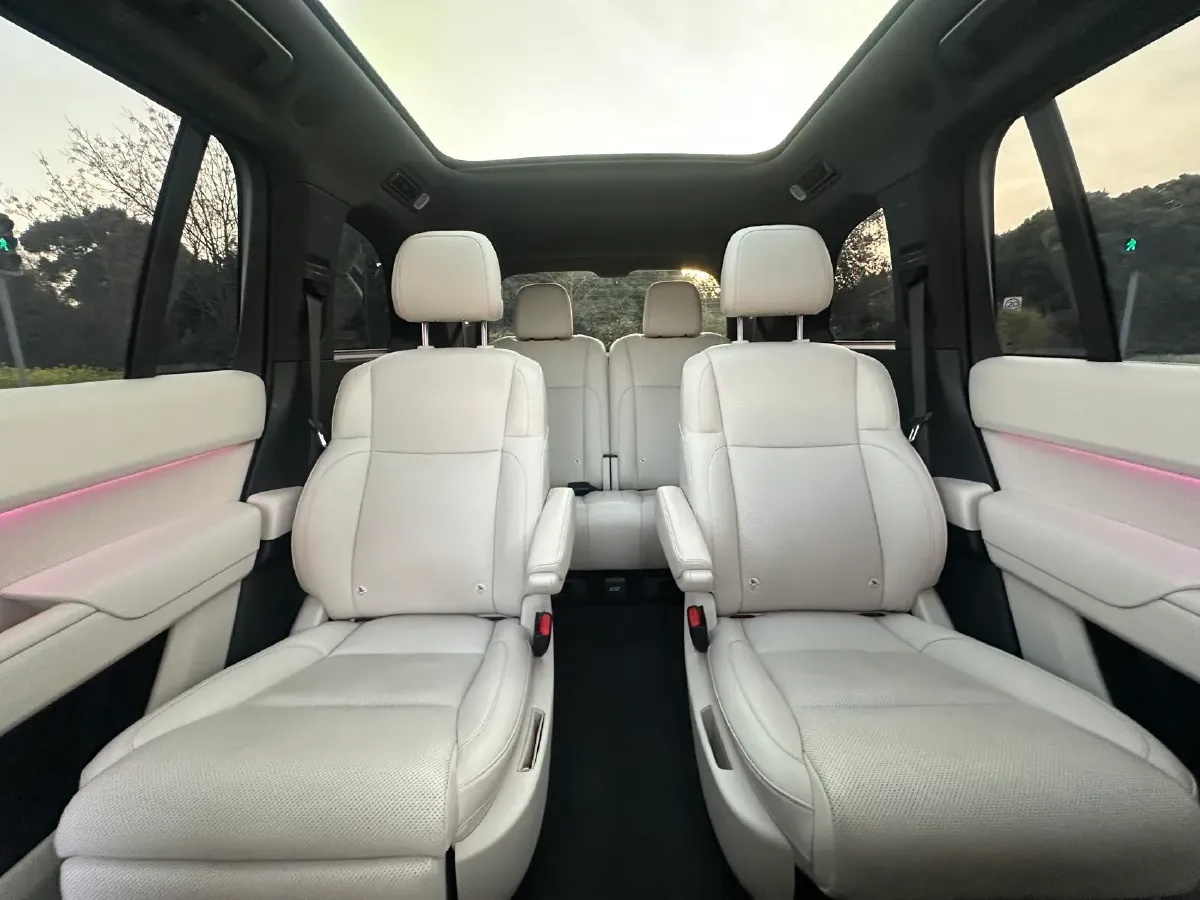 2022 Li L9 Range Extended 154HP REEV 42.6KWH,autocango,china used car exporter,china ev exporter,chinese used car exporter,chinese used ev exporter