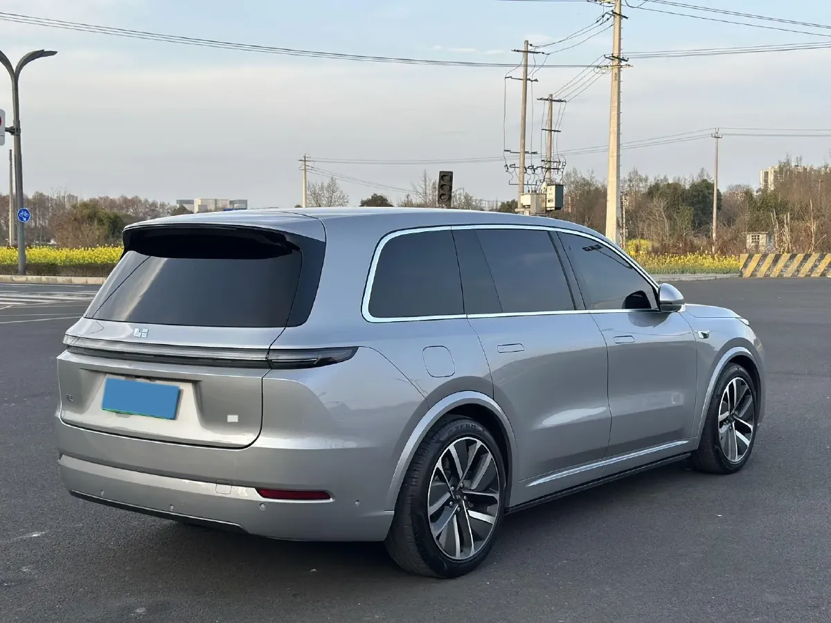 2022 Li L9 Range Extended 154HP REEV 42.6KWH,autocango,china used car exporter,china ev exporter,chinese used car exporter,chinese used ev exporter