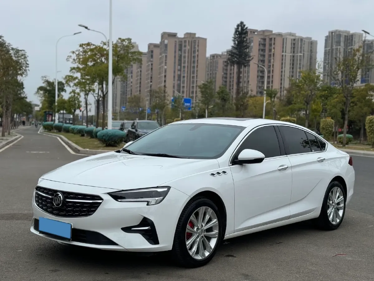 2022 Buick Regal 2.0T 237HP L4 9AT,autocango,china used car exporter,china ev exporter,chinese used car exporter,chinese used ev exporter