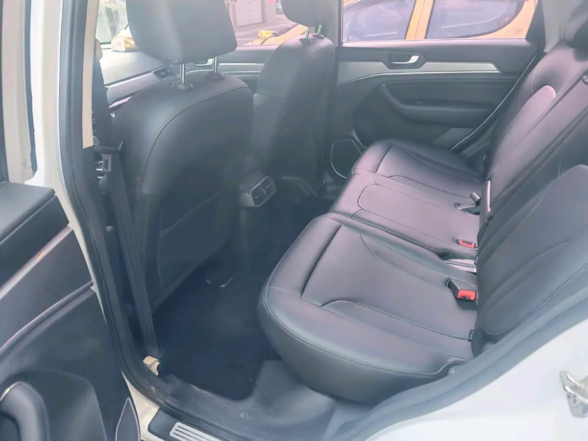 2018 Haval H6 1.5T 150HP L4 7DCT,autocango,china used car exporter,china ev exporter,chinese used car exporter,chinese used ev exporter